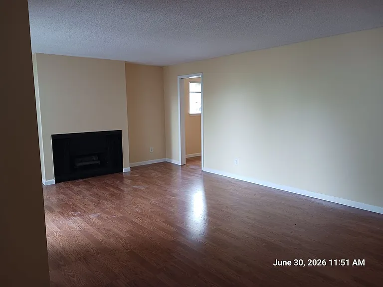 1001 Taylor Ave N — Photo 6