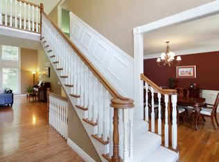 2019 Kehrs Mill Rd, Chesterfield, MO 63005