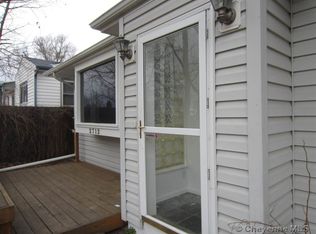 2712 E 9th St, Cheyenne, WY 82001