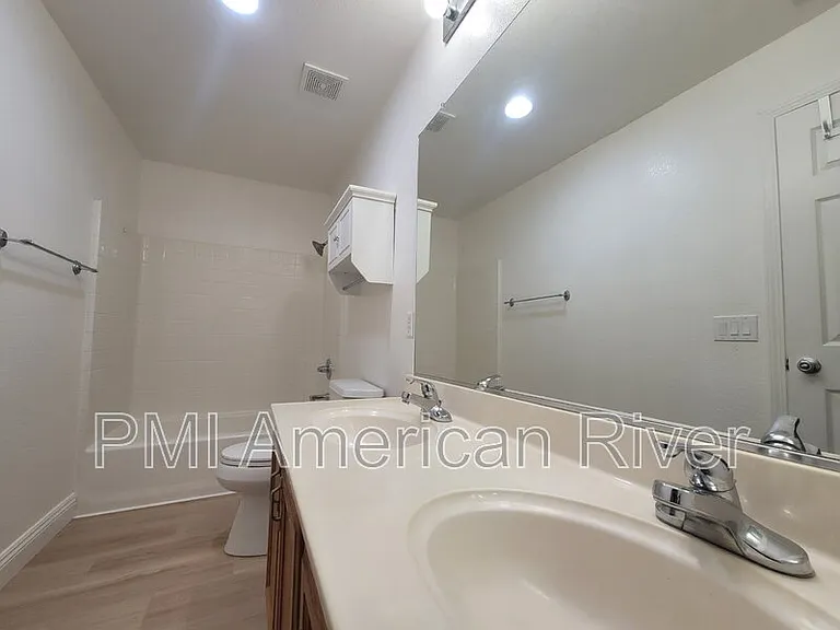 4405 Dusham Cir — Photo 17