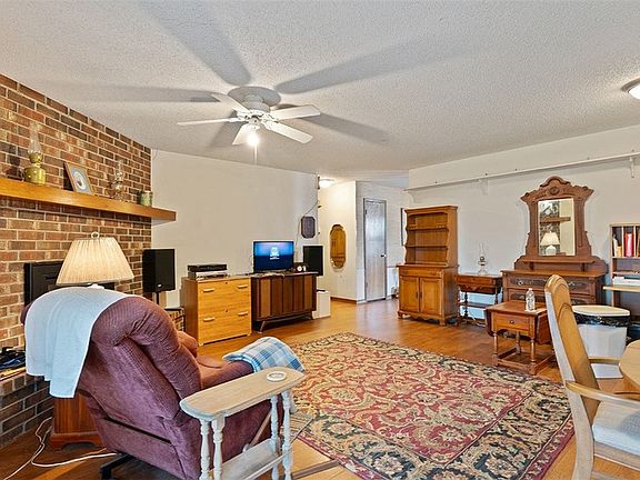 3rd image of 1300 Silent Grove Rd