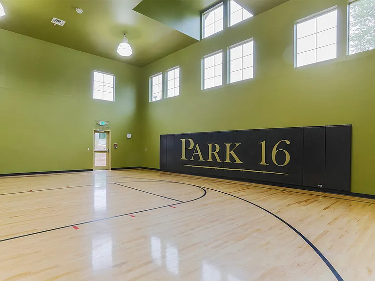 Park 16 — Photo 11