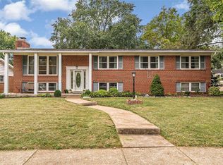 9664 Yorkshire Estates Dr, Saint Louis, MO