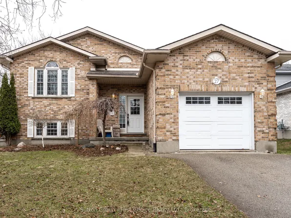 27 McQueen Ct, Stratford, ON N4Z 1H5