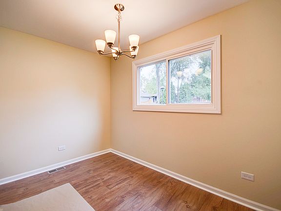 5th image of 1505 Walnut Dr