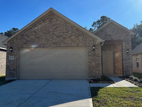 2nd image of 9937 Mountain Lion Ln