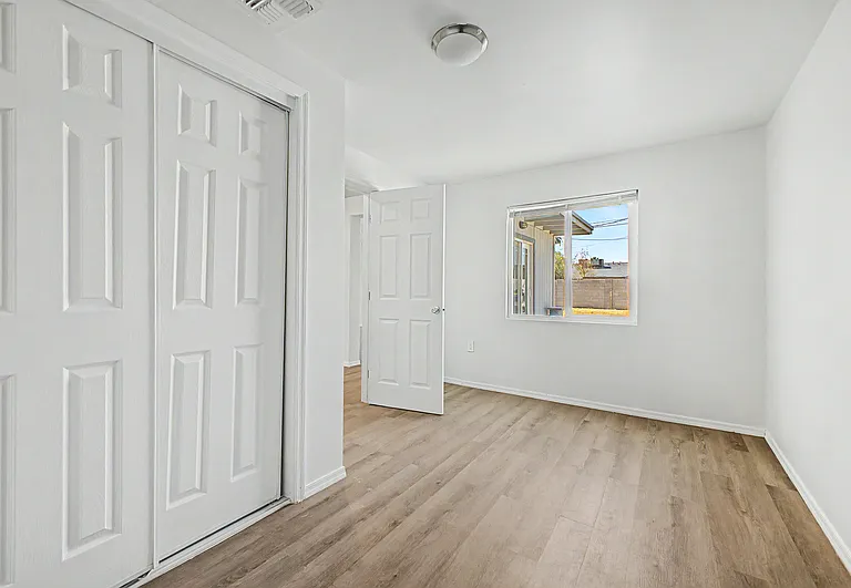 2045 E Orange St — Photo 18