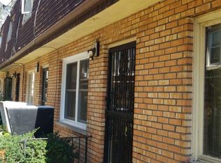 7855 S Coles Ave APT D, Chicago, IL 60649