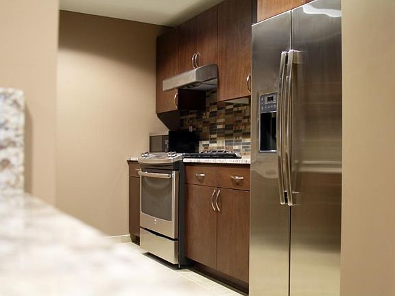 4th image of 1120 S 2nd St APT 506