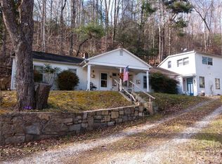 35 Hickory Cottage Dr, Gerton, NC 28735