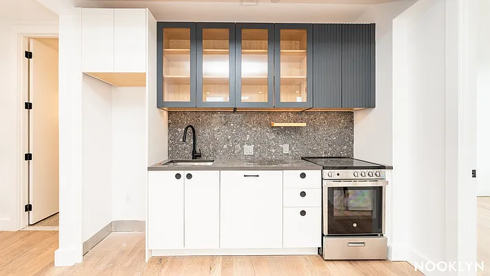 Rented by Nooklyn NYC LLC | media 10