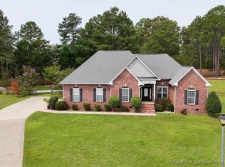123 Crop Ct, Raeford, NC 28376