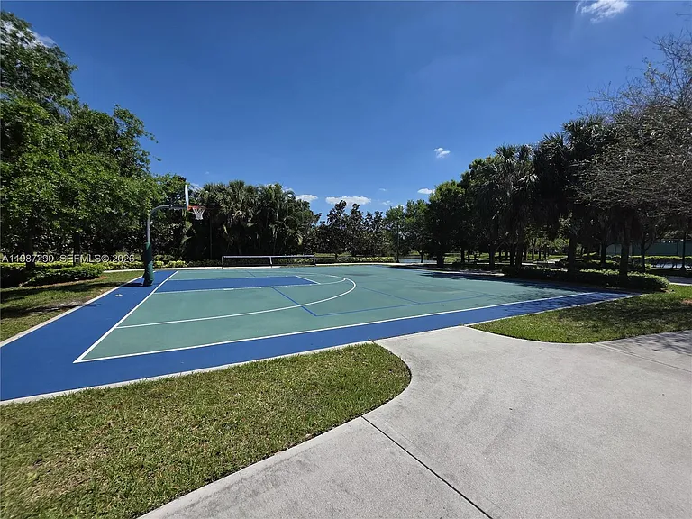 16404 Diamond Head Dr — Photo 50