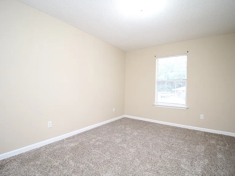 6845 Roundup Ln — Photo 9