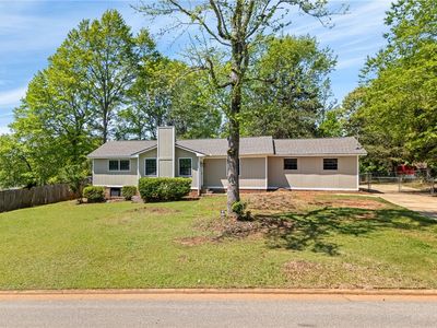 1602 Merle Cir, Opelika, AL, 36801