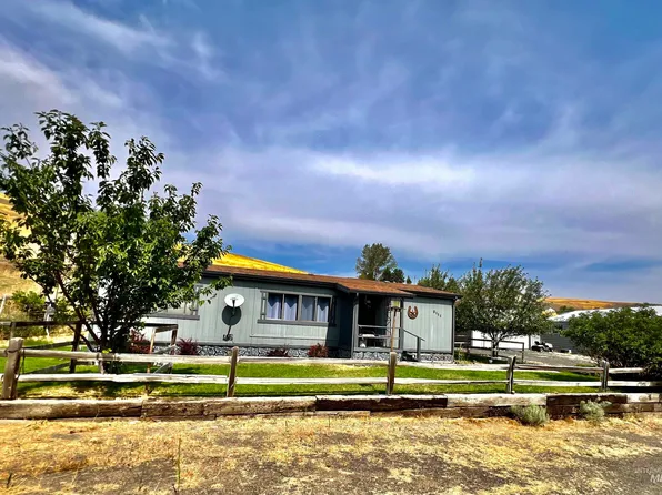 2111 State St, Pomeroy, WA 99347
