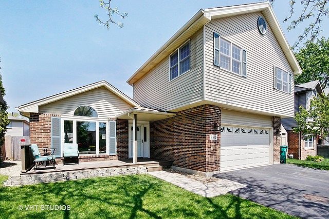 1st image of 9310 Hunter Ct