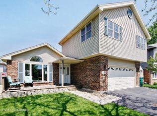 9310 Hunter Ct, Orland Hills, IL 60487