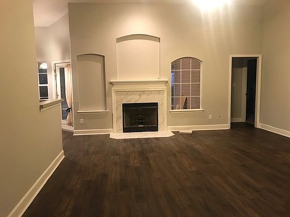 2nd image of 2034 Heatherbrook Dr