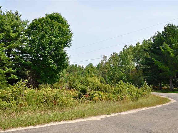 3rd image of Bridge Dr