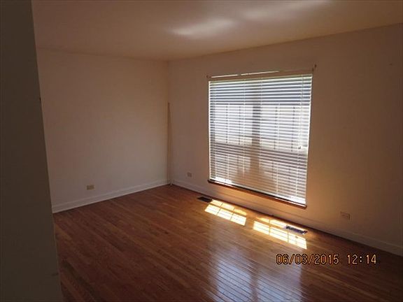 3rd image of 2636 Sycamore Dr