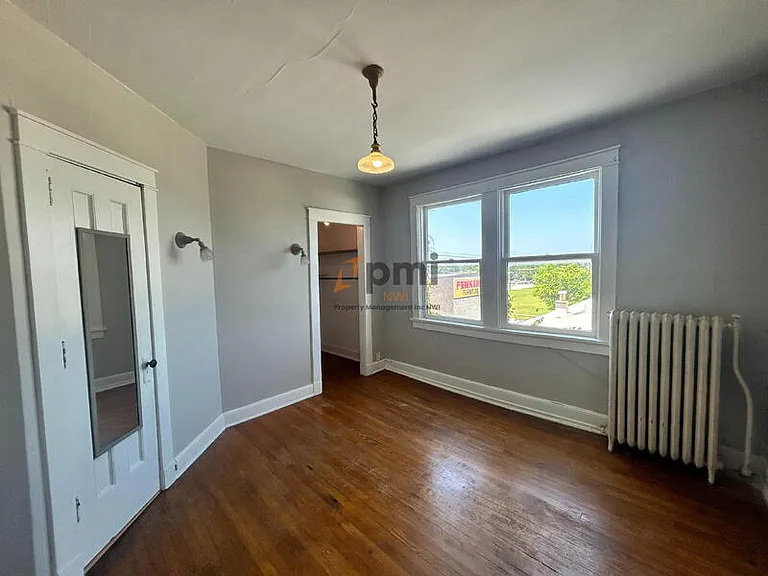 710 Perry St #8 — Photo 7