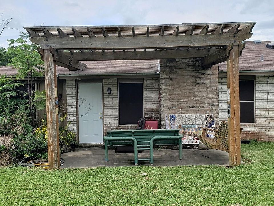 2nd image of 6717 Pintail Dr