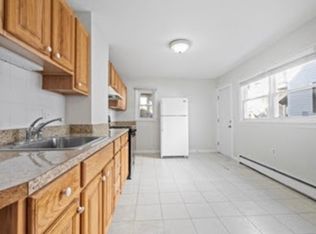 156 Lexington St #1, Boston, MA 02128