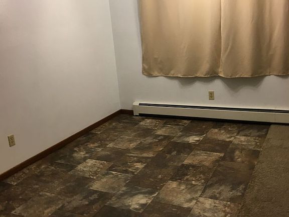 4th image of 404 3rd Ave NW APT 3