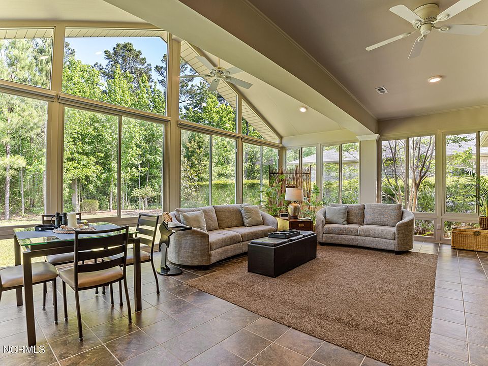 1st image of 2476 Belshaw Drive