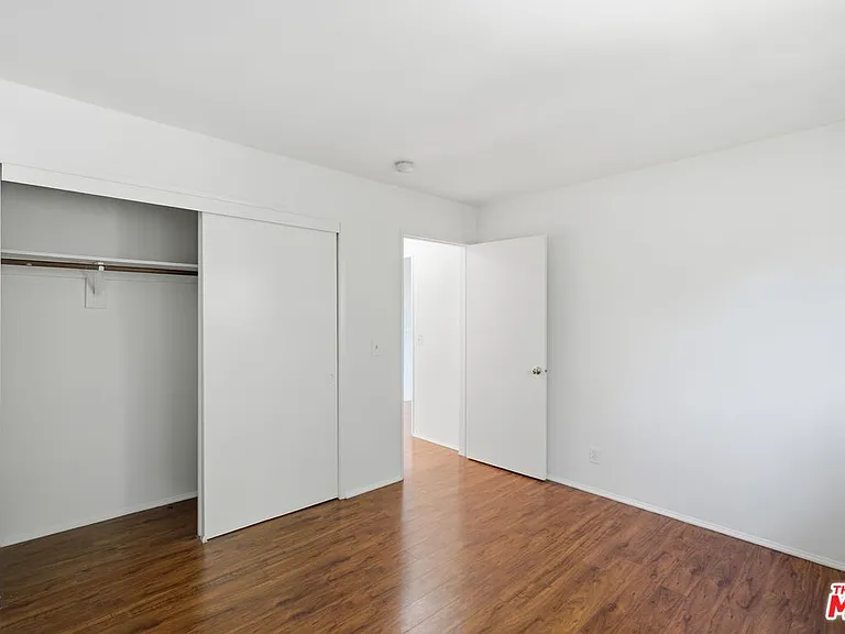 14551 Vose St #C — Photo 13