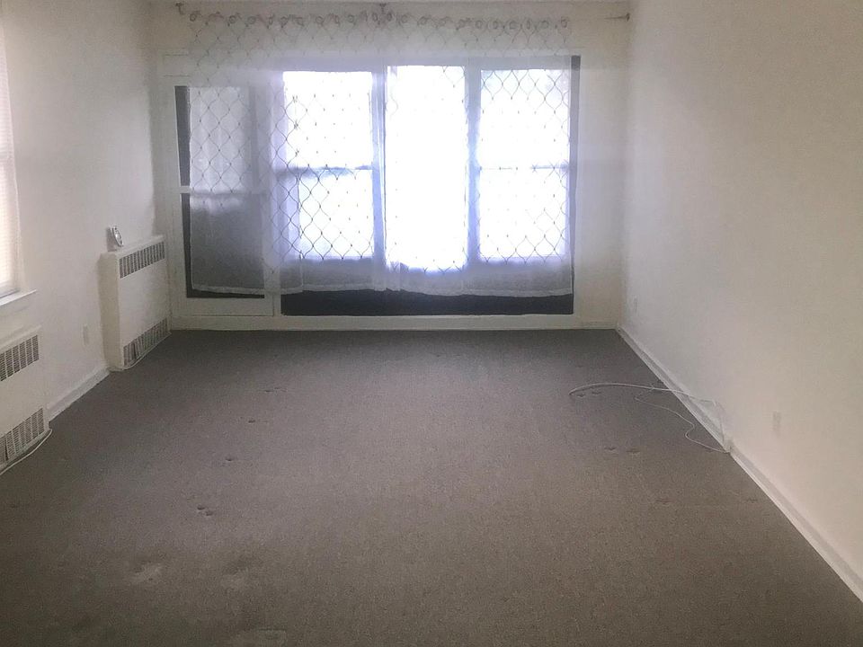1st image of 14-16 Stoner Ave #3H