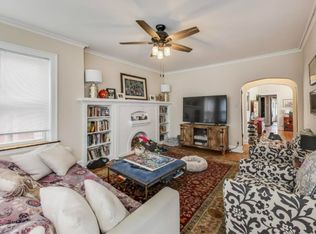 2433 W Dakin St #2, Chicago, IL 60618