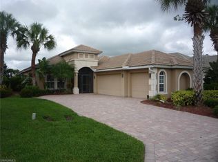 9650 Raven Ct, Estero, FL 33928