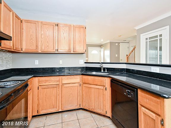 3rd image of 4326 Stockport Way