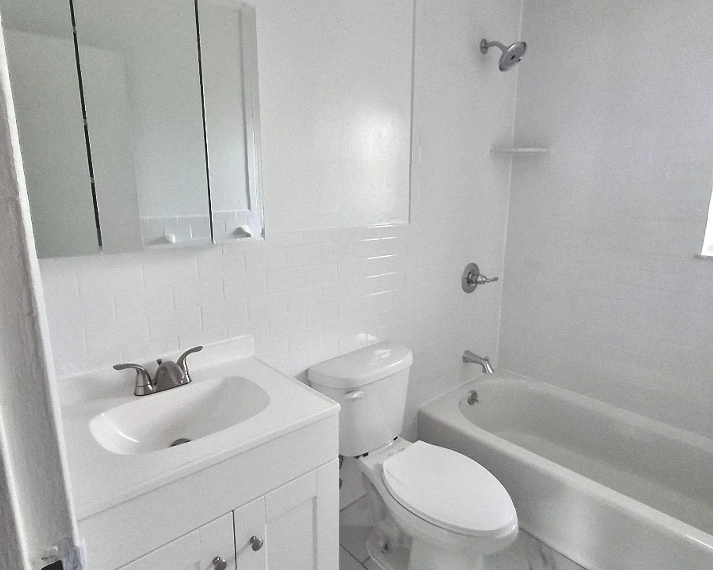 Station Square Apartments Steps from East Rutherford Train Station with Parking Included — Photo 4