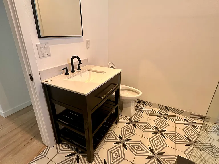 7840 Lasaine Ave — Photo 17