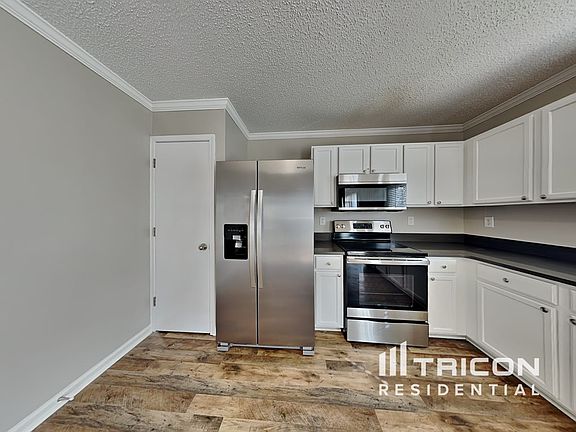 5th image of 1040 Kings Mountain Ln
