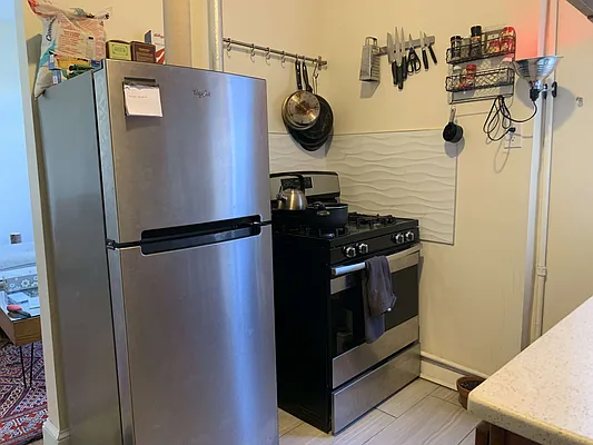 Rented by Yup Realty LLC | media 66