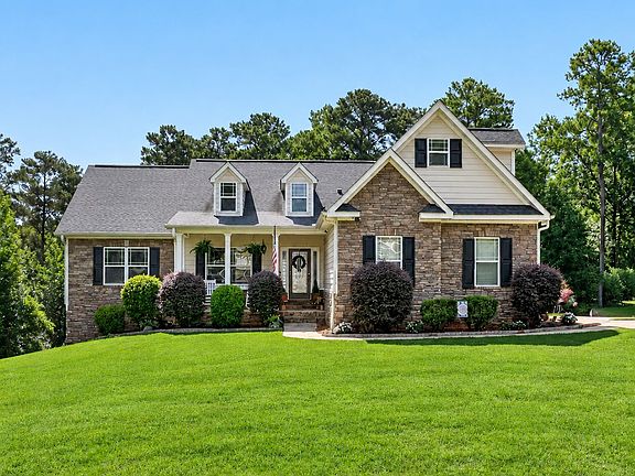 2nd image of 171 Windsor Ct