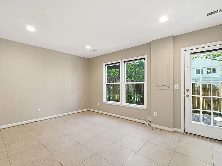 25384 Herring Creek Dr — Photo 21