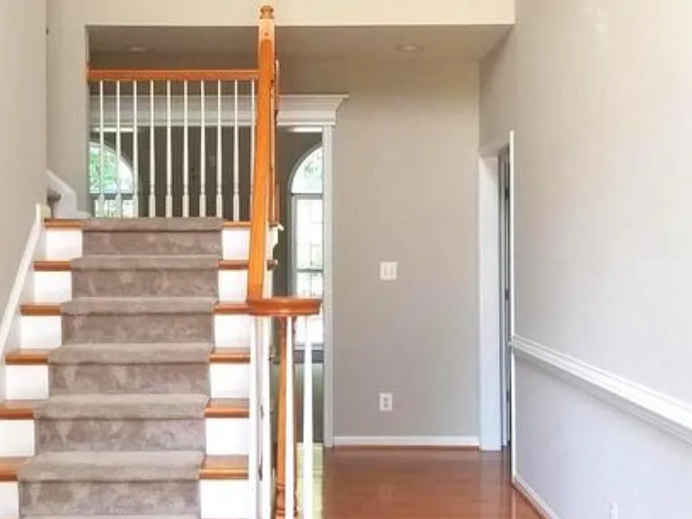 10410 Silver Creek Ct — Photo 5