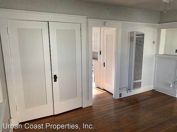 3rd image of 4450 Park Blvd #4438