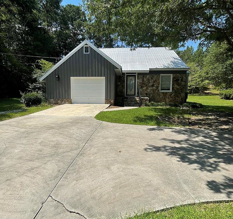 1st image of 220 Wilmar Ave