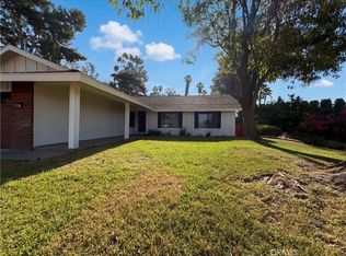 2785 Bonita Dr, Highland, CA 92346