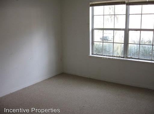 5th image of 3942 Versailles Dr