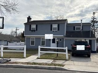 103 Cherokee Ln, Absecon, NJ 08201