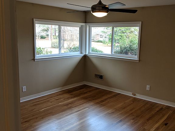 Spacious room large windows