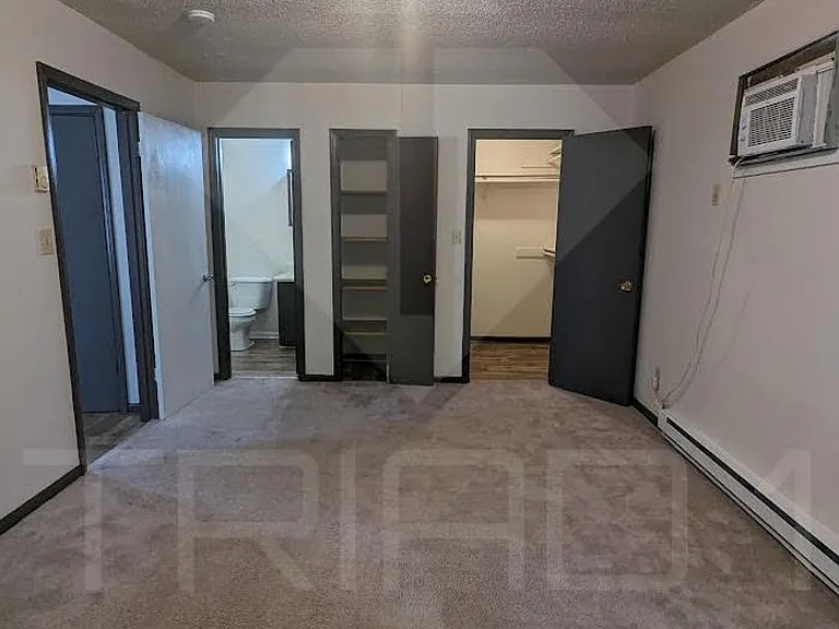 818 Meadow Ridge Ct — Photo 20