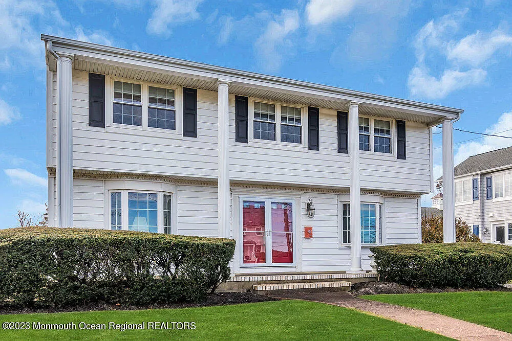 4 bed, 2574 sqft, $3,600 — Photo 2